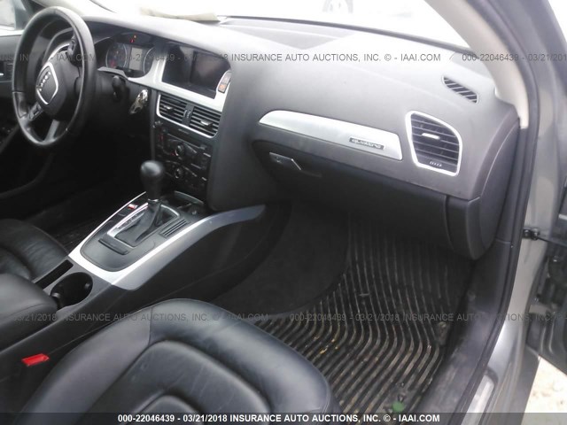 WAULF78K59N026102 - 2009 AUDI A4 2.0T QUATTRO GRAY photo 5