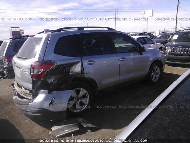 JF2SJABC3GH412980 - 2016 SUBARU FORESTER 2.5I SILVER photo 4