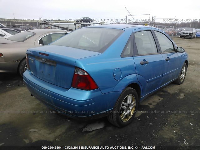 1FAFP34N17W101154 - 2007 FORD FOCUS ZX4/S/SE/SES BLUE photo 4