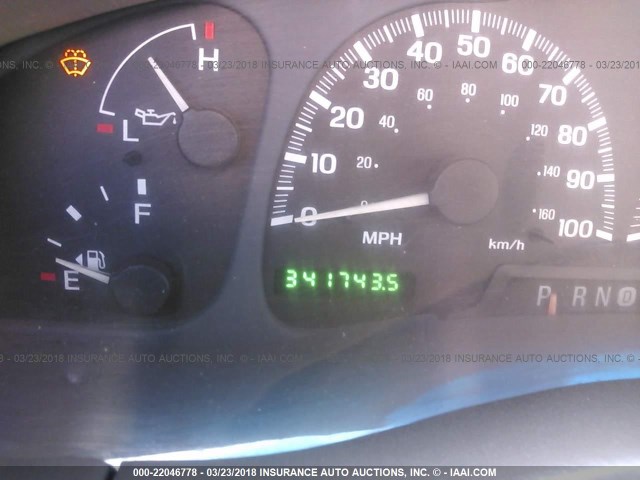 5LMEU27RX2LJ15080 - 2002 LINCOLN NAVIGATOR თეთრი ფოტო 7