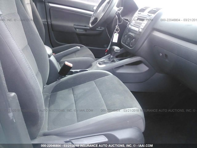 3VWJZ71KX9M036384 - 2009 VOLKSWAGEN JETTA S 灰色 照片 5
