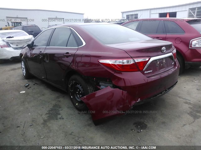 4T1BF1FK4GU606728 - 2016 TOYOTA CAMRY LE/XLE/SE/XSE RED photo 3