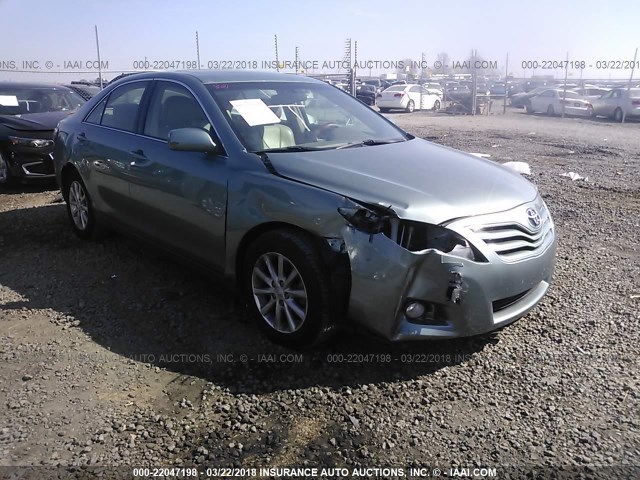 4T1BF3EK8AU522917 - 2010 TOYOTA CAMRY SE/LE/XLE Зеленый фото 1