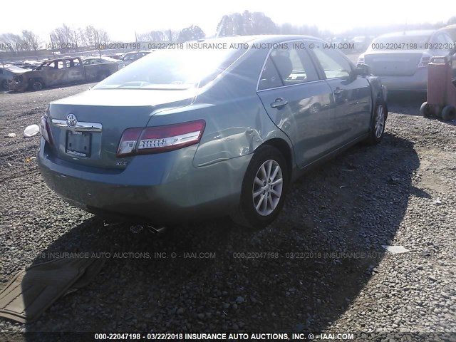 4T1BF3EK8AU522917 - 2010 TOYOTA CAMRY SE/LE/XLE Зеленый фото 4
