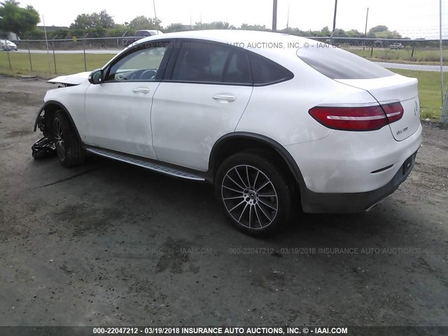 WDC0J4KB8HF230858 - 2017 MERCEDES-BENZ GLC COUPE 300 4MATIC WHITE photo 3