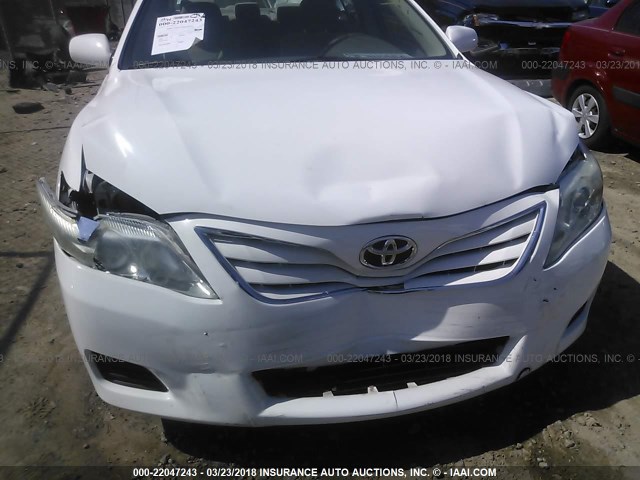 4T1BF3EK9BU618816 - 2011 TOYOTA CAMRY SE/LE/XLE თეთრი ფოტო 6