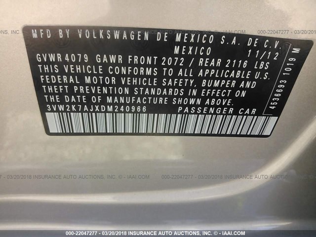 3VW2K7AJXDM240966 - 2013 VOLKSWAGEN JETTA S 棕色 照片 9