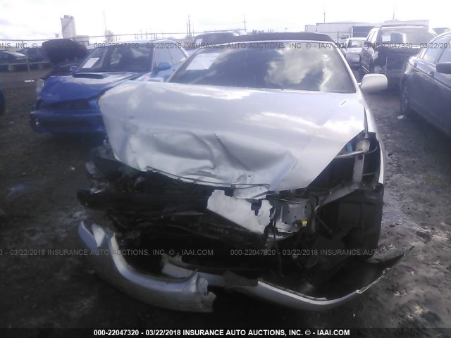 4T1FA38P54U028896 - 2004 TOYOTA CAMRY SOLARA SE/SLE ვერცხლისფერი ფოტო 6