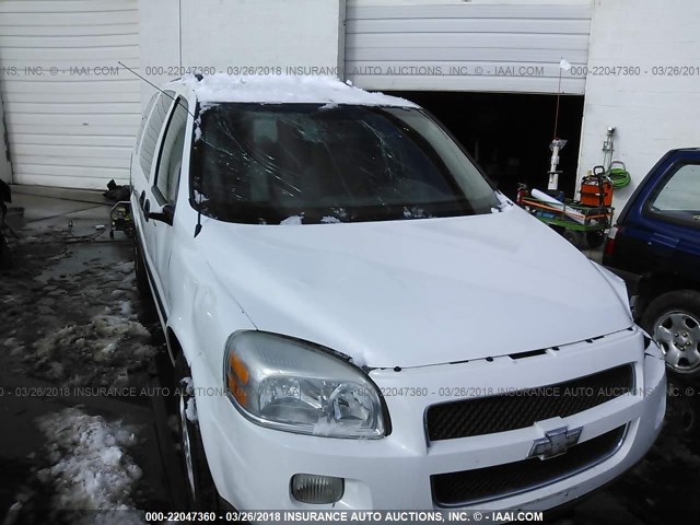 1GNDV23198D189259 - 2008 CHEVROLET UPLANDER LS WHITE photo 6