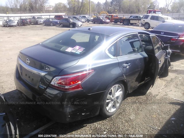 1N4AL3APXDN517880 - 2013 NISSAN ALTIMA 2.5/S/SV/SL GRAY photo 4