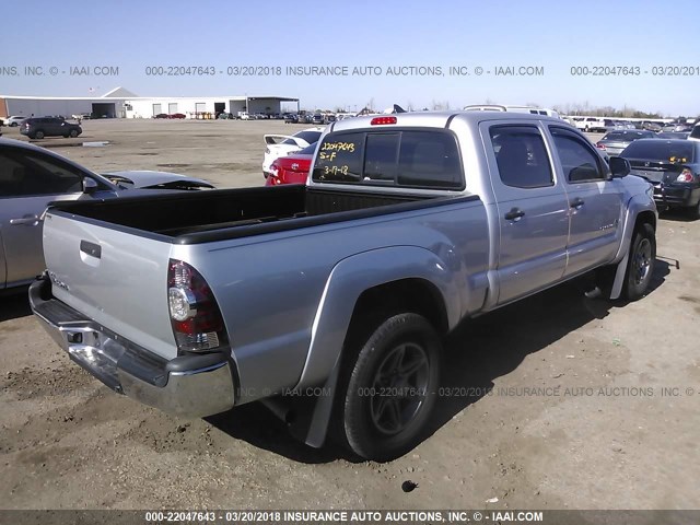 5TFKU4HN7CX002859 - 2012 TOYOTA TACOMA DBL CAB PRERUNNER LNG BED SILVER photo 4