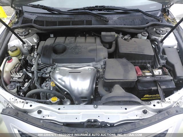 4T1BF3EK5BU615587 - 2011 TOYOTA CAMRY SE/LE/XLE SILVER photo 10