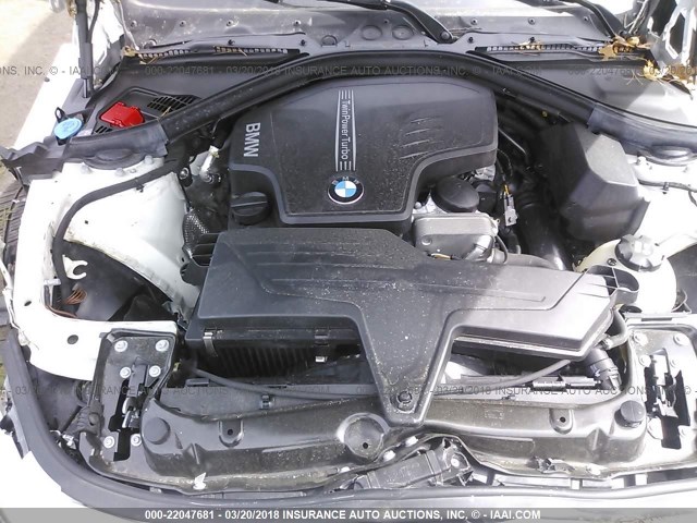 WBA8E5G53JNU45921 - 2018 BMW 320 XI WHITE photo 10