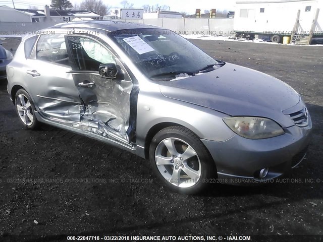 JM1BK343051346723 - 2005 MAZDA 3 HATCHBACK SILVER photo 1