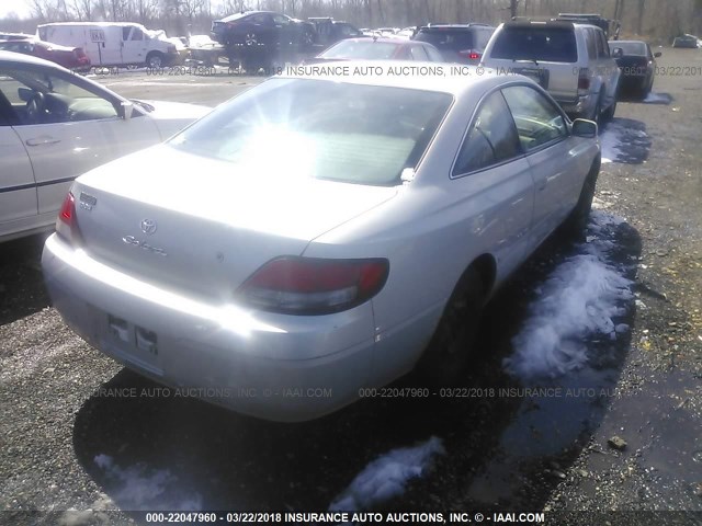 2T1CF22P31C456860 - 2001 TOYOTA CAMRY SOLARA SE/SLE 银色 照片 4
