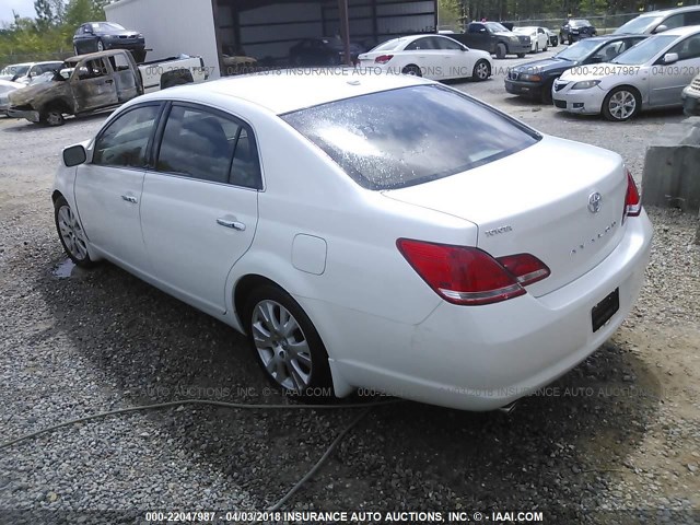 4T1BK3DB9AU361183 - 2010 TOYOTA AVALON XL/XLS/LIMITED WHITE photo 3