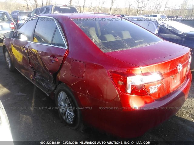 4T4BF1FKXCR229905 - 2012 TOYOTA CAMRY SE/LE/XLE 红色 照片 3