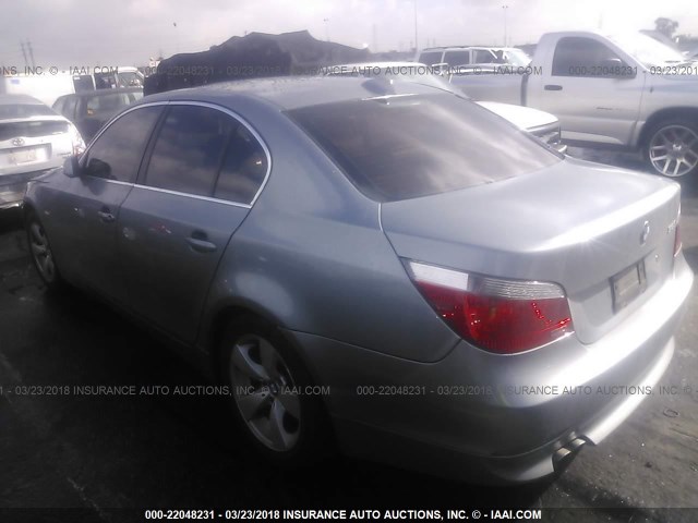 WBANE53537CY05072 - 2007 BMW 525 I GRAY photo 2