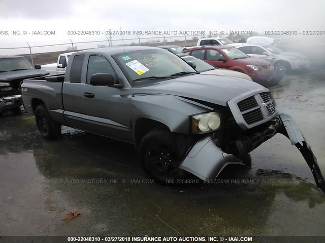 1D7HW42N45S133671 - 2005 DODGE DAKOTA SLT GRAY photo 1