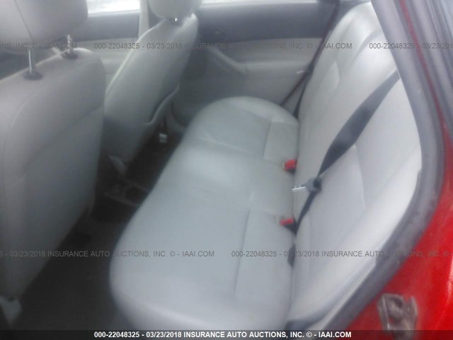 1FAFP34N97W214253 - 2007 FORD FOCUS ZX4/S/SE/SES RED photo 8