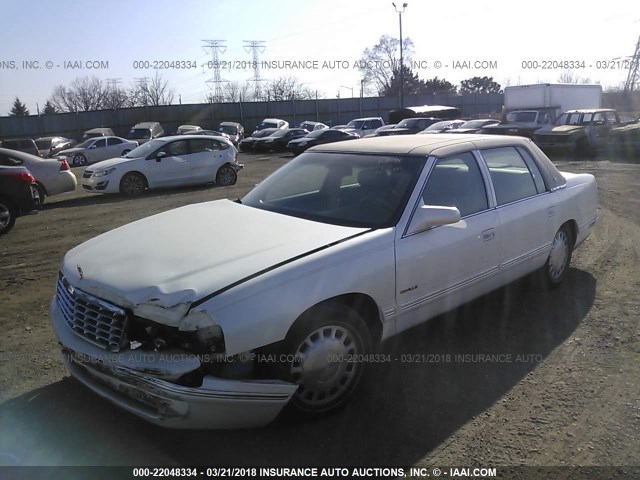 1G6KD54Y4XU793402 - 1999 CADILLAC DEVILLE WHITE photo 2