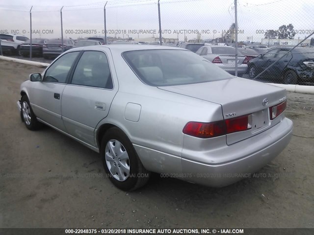 4T1BG22KX1U770937 - 2001 TOYOTA CAMRY CE/LE/XLE 灰色 照片 3