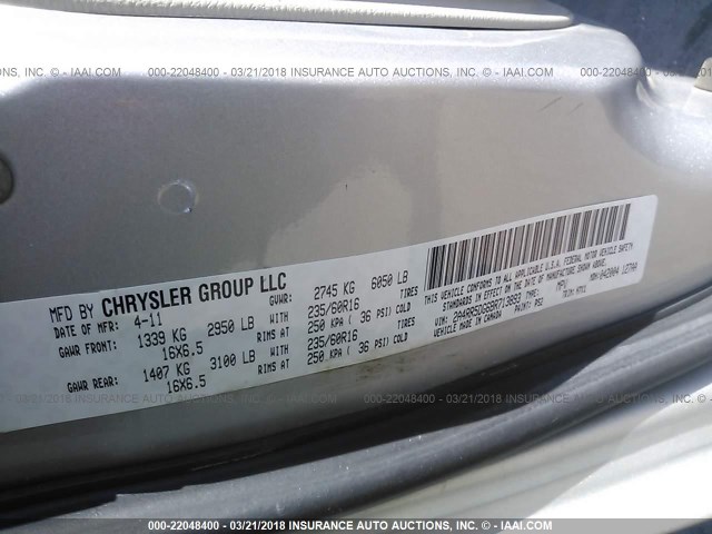 2A4RR5DG6BR713893 - 2011 CHRYSLER TOWN & COUNTRY TOURING SILVER photo 9