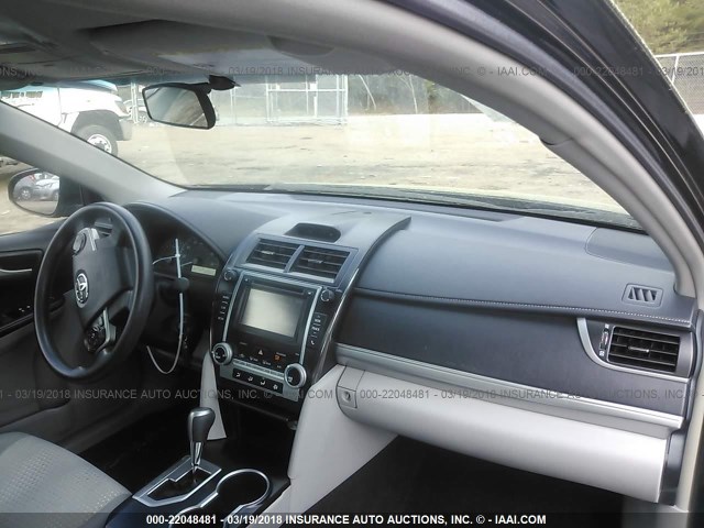 4T1BF1FK2EU800008 - 2014 TOYOTA CAMRY L/SE/LE/XLE BLACK photo 5