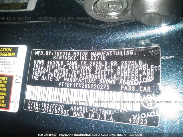 4T1BF1FK2GU220275 - 2016 TOYOTA CAMRY LE/XLE/SE/XSE Blau Foto 9