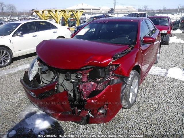4T1BF1FK2EU752977 - 2014 TOYOTA CAMRY L/SE/LE/XLE RED photo 6