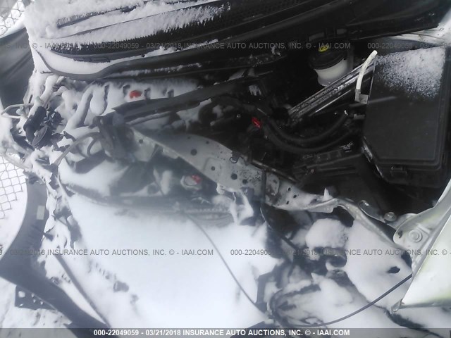 19XFB2F7XFE098538 - 2015 HONDA CIVIC SE SILVER photo 10