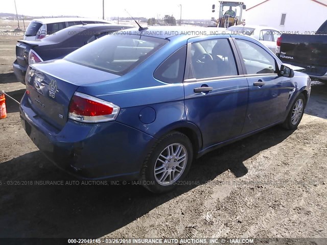 1FAHP35N68W169488 - 2008 FORD FOCUS SE/SEL/SES BLUE photo 4