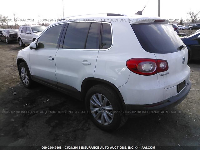 WVGBV75N59W003750 - 2009 VOLKSWAGEN TIGUAN SE/SEL WHITE photo 3