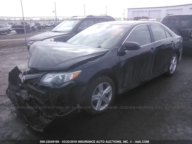 4T1BF1FK6DU259575 - 2013 TOYOTA CAMRY L/SE/LE/XLE BLACK photo 2