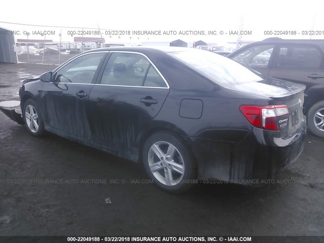 4T1BF1FK6DU259575 - 2013 TOYOTA CAMRY L/SE/LE/XLE BLACK photo 3