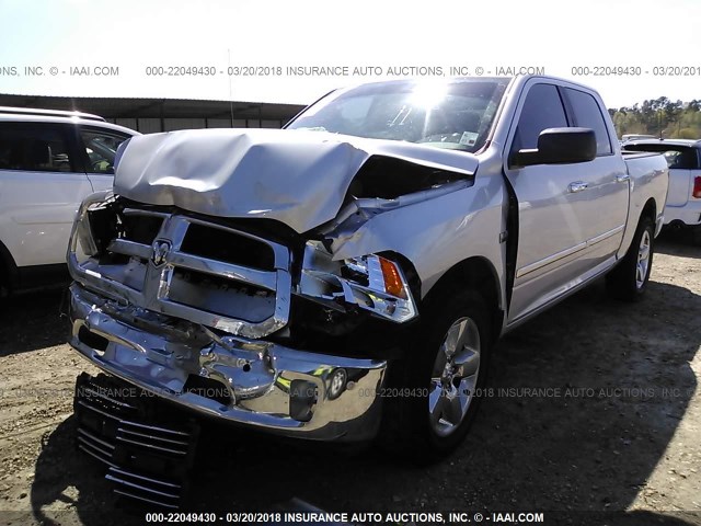 1C6RR6LT6ES148467 - 2014 RAM 1500 SLT SILVER photo 2