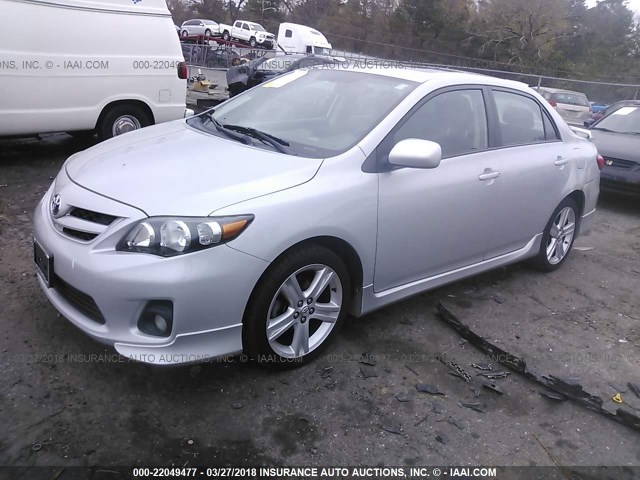 2T1BU4EE6DC116680 - 2013 TOYOTA COROLLA S/LE SILVER photo 2