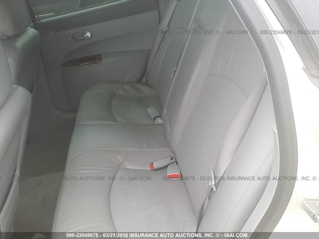 2G4WH587261147480 - 2006 BUICK ALLURE CXS WHITE photo 8