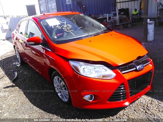 1FAHP3H23CL430765 - 2012 FORD FOCUS SEL RED photo 1