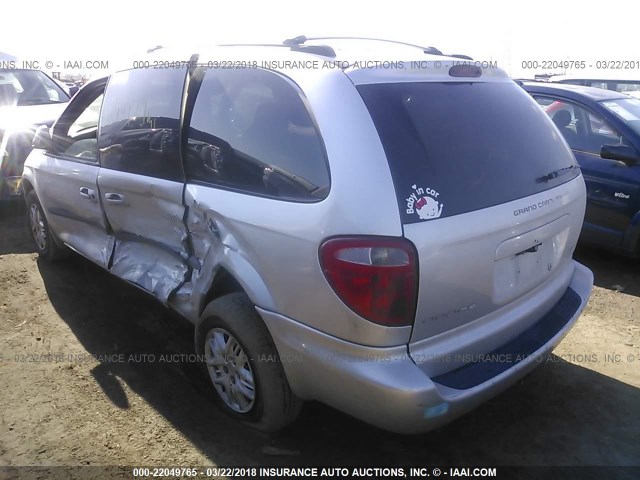 2B4GP44382R780597 - 2002 DODGE GRAND CARAVAN SPORT SILVER photo 3