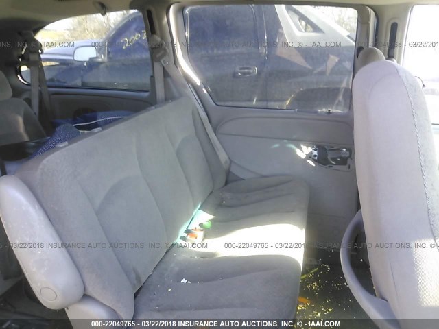 2B4GP44382R780597 - 2002 DODGE GRAND CARAVAN SPORT SILVER photo 8