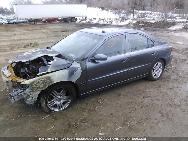 YV1RS592752463505 - 2005 VOLVO S60 2.5T GRAY photo 2
