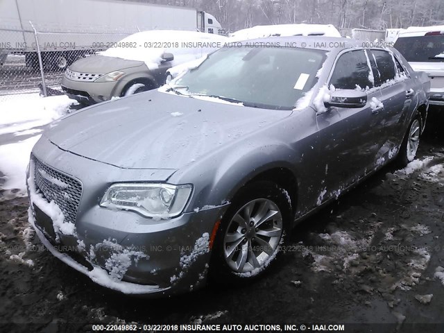 2C3CCAAG5FH894205 - 2015 CHRYSLER 300 LIMITED GRAY photo 2