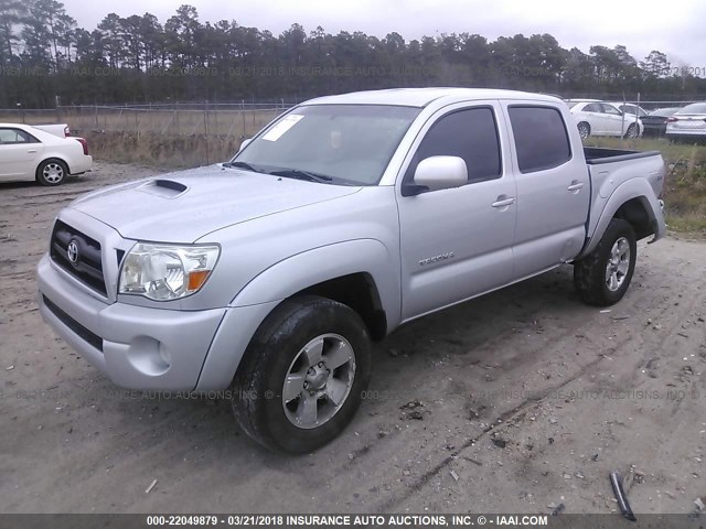 5TELU42N66Z227266 - 2006 TOYOTA TACOMA DOUBLE CAB ვერცხლისფერი ფოტო 2