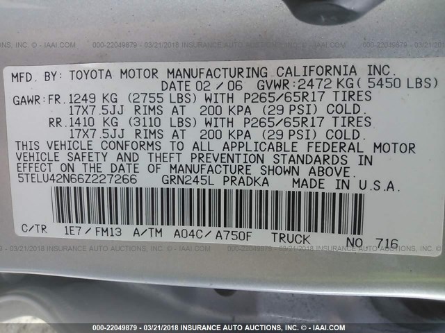 5TELU42N66Z227266 - 2006 TOYOTA TACOMA DOUBLE CAB ვერცხლისფერი ფოტო 9