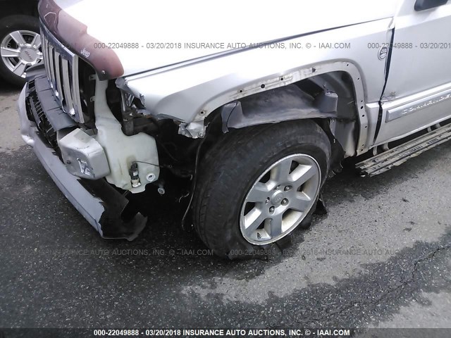 1J8HG58N96C246153 - 2006 JEEP COMMANDER LIMITED SILVER photo 6