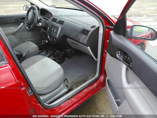1FAFP34N47W313143 - 2007 FORD FOCUS ZX4/S/SE/SES RED photo 5