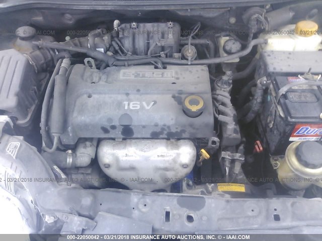 KL1TD56676B673043 - 2006 CHEVROLET AVEO LS BLACK photo 10