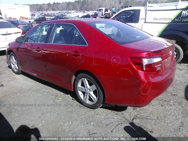 4T1BF1FK5CU626285 - 2012 TOYOTA CAMRY SE/LE/XLE 红色 照片 3