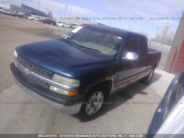 2GCEC19TXY1226255 - 2000 CHEVROLET SILVERADO C1500 BLUE photo 2